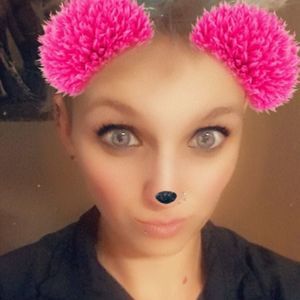 Meet your Posher, Kacie